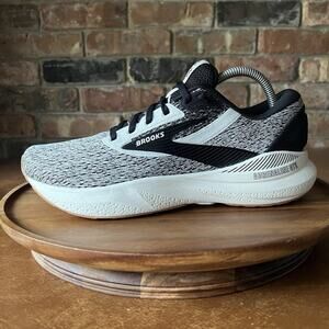 Brooks Adrenaline GTS 24 Supportive Women's 10 Oreo Road Running Sneakers Shoes